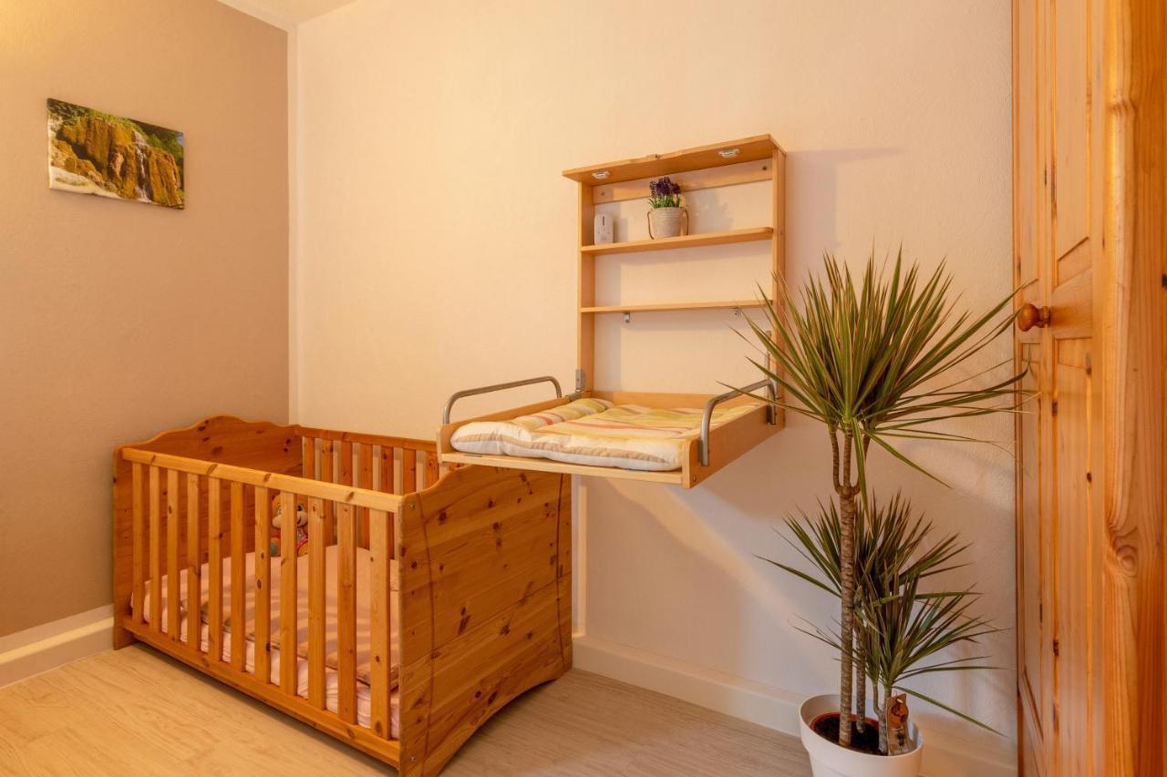 Ferienwohnung Airone Nero Gerolstein Ngoại thất bức ảnh