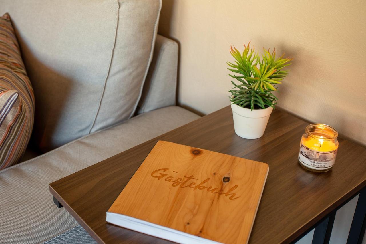 Ferienwohnung Airone Nero Gerolstein Ngoại thất bức ảnh