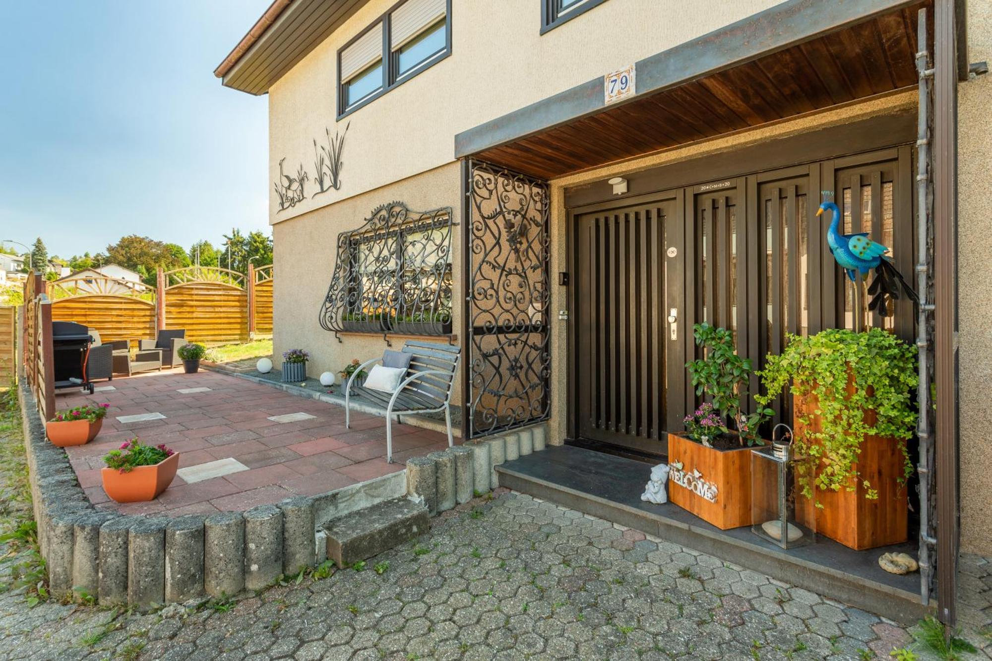Ferienwohnung Airone Nero Gerolstein Ngoại thất bức ảnh